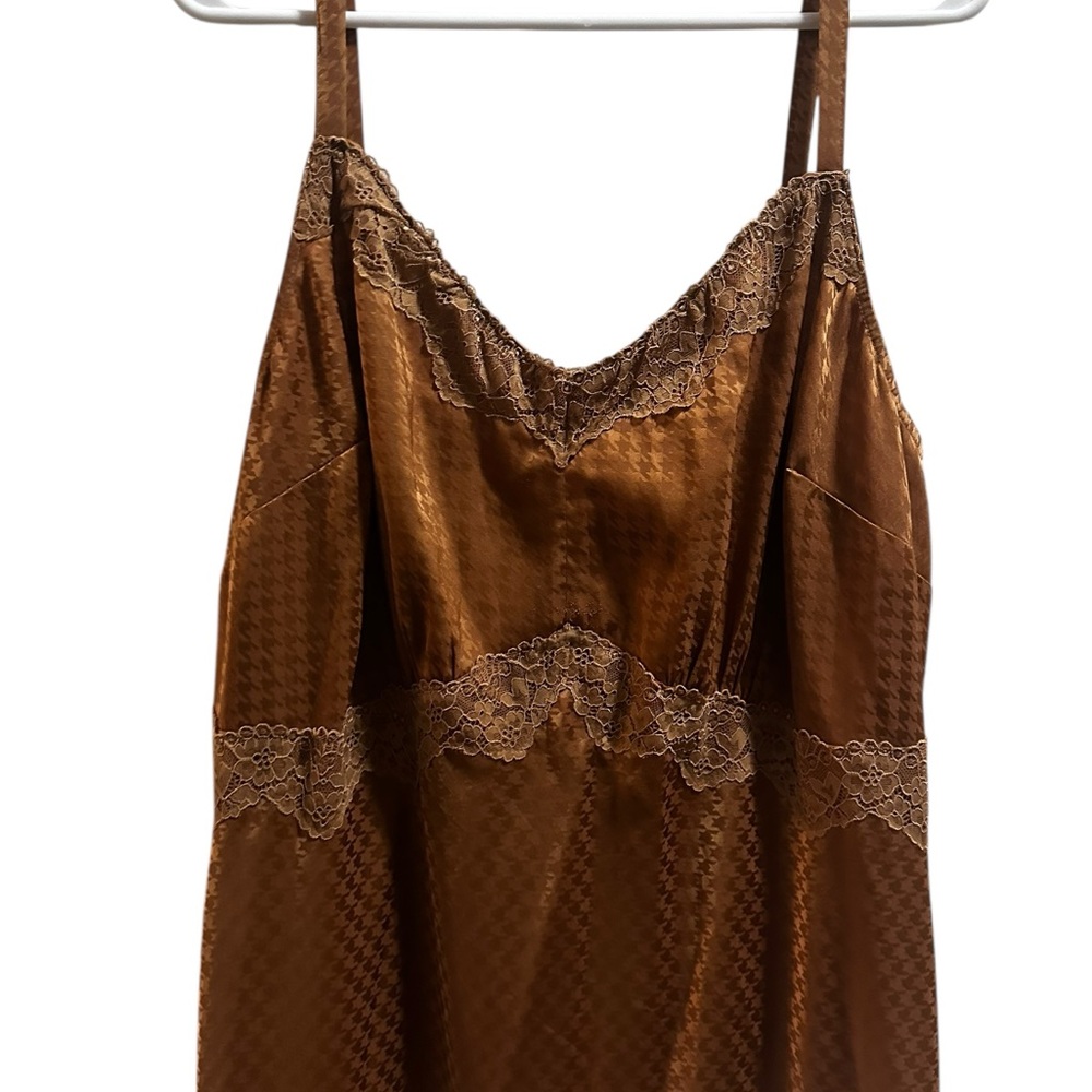Torrid Woven Jacquard Silky Lace Trim Midi Dress size 2 (2X) - Picture 4 of 12